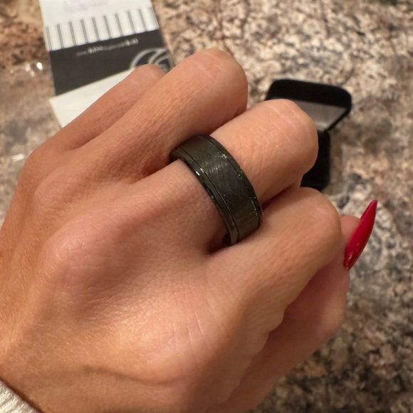 Men’s Black Tungsten Wedding Ring - Picture 4 of 7